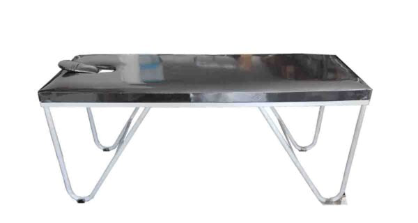 Camilla divan fija con orificio facial y forro en vinilo, cold rolled, cubierta tapizada en cordoban, espuma rosada de alta densidad, uso médico - Jelt